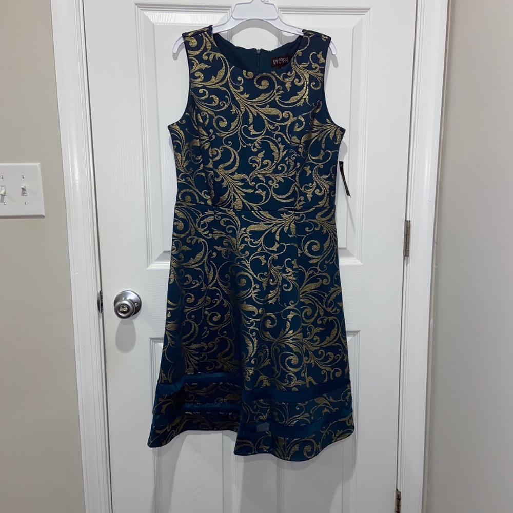 Women’s Brand New Dress